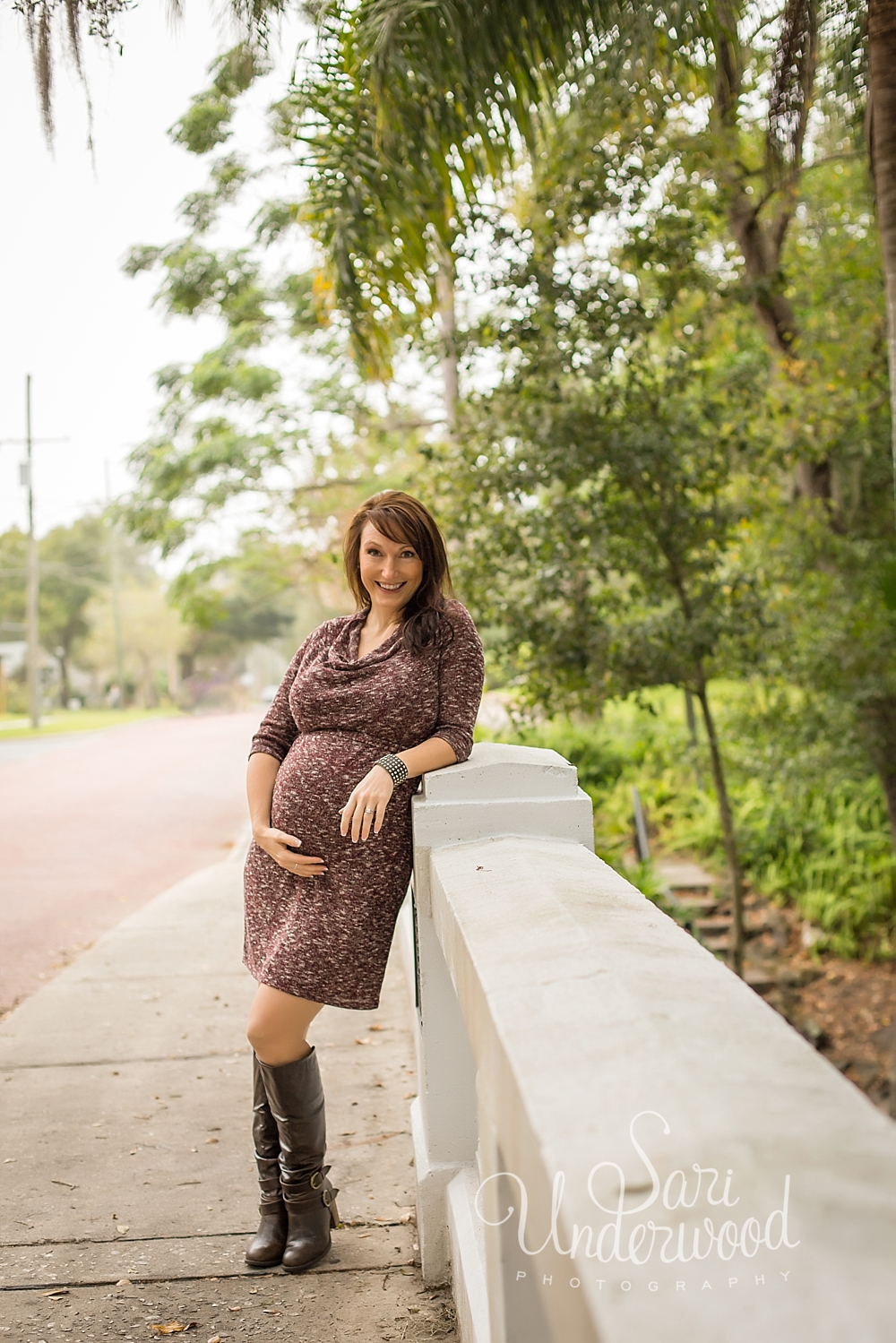 beautiful expectant mama awaitint baby boy in Thornton Park Orlando
