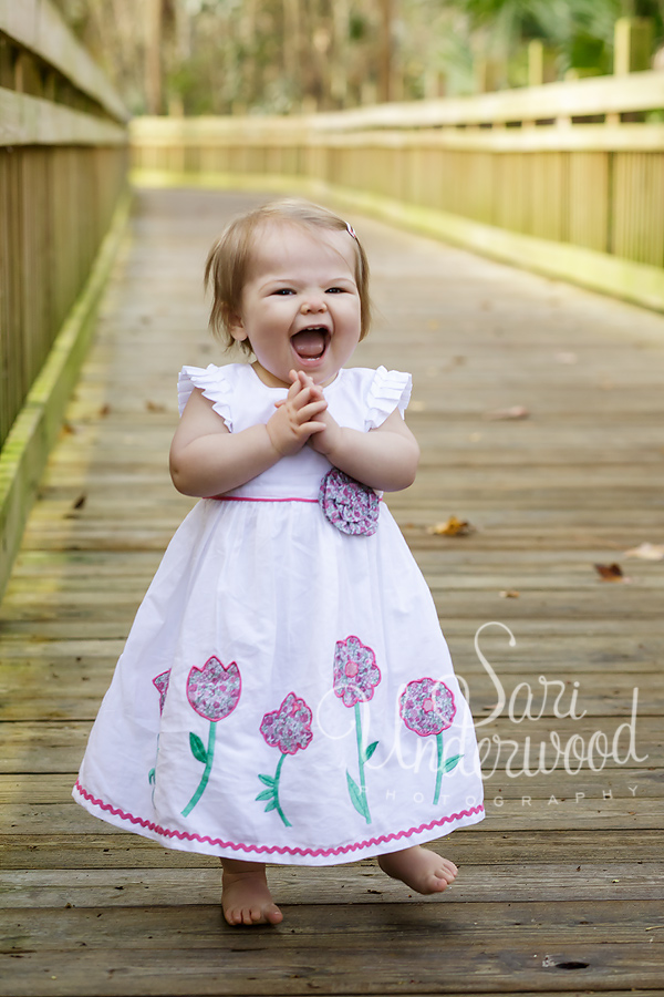 1 year portraits of a baby girl outdoors Orlando