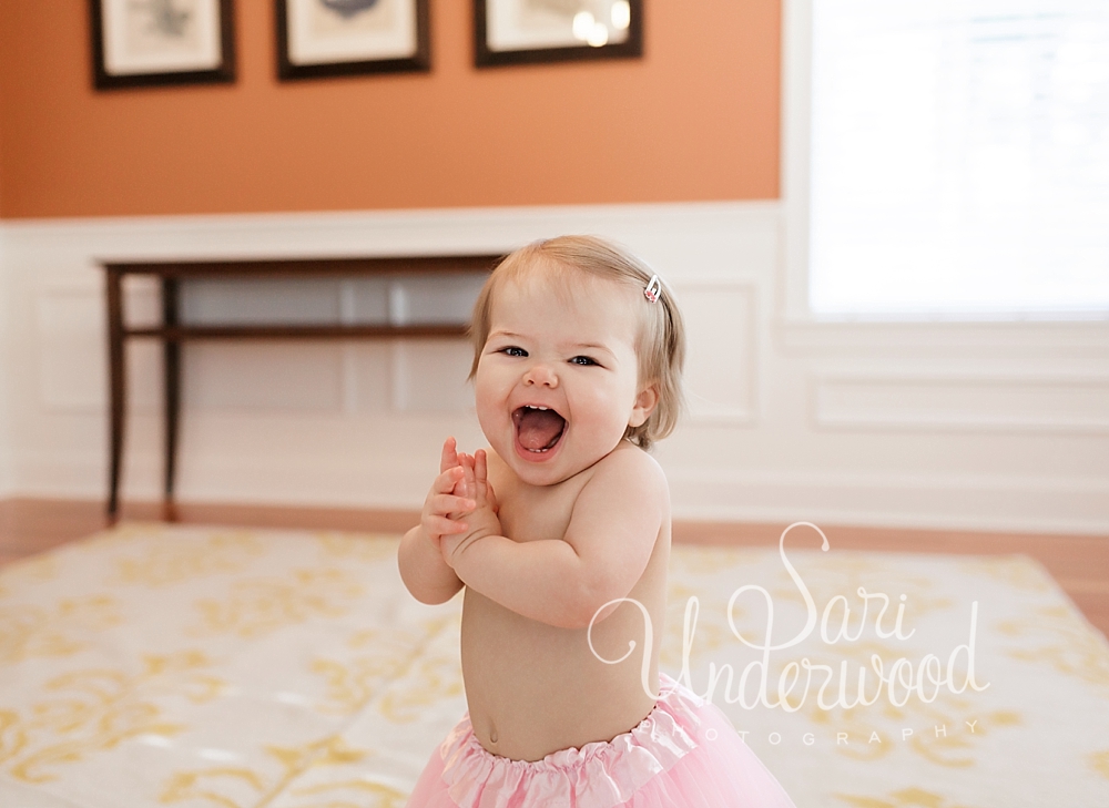 Orlando 1 year portraits | Kennedy is so happpyyyy!