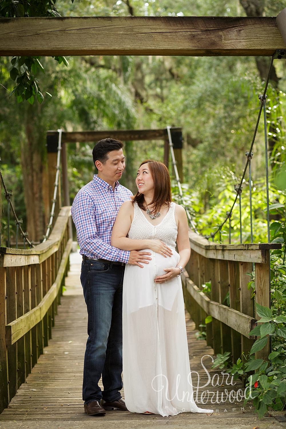 Central Florida maternity photography | Awaiting baby girl